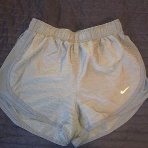 Women Nike tempo shorts!!!!